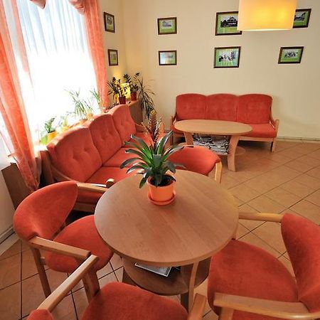 Pensjonat Fala Bed & Breakfast Ustronie Morskie Exterior foto