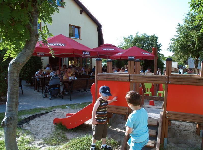 Pensjonat Fala Bed & Breakfast Ustronie Morskie Exterior foto